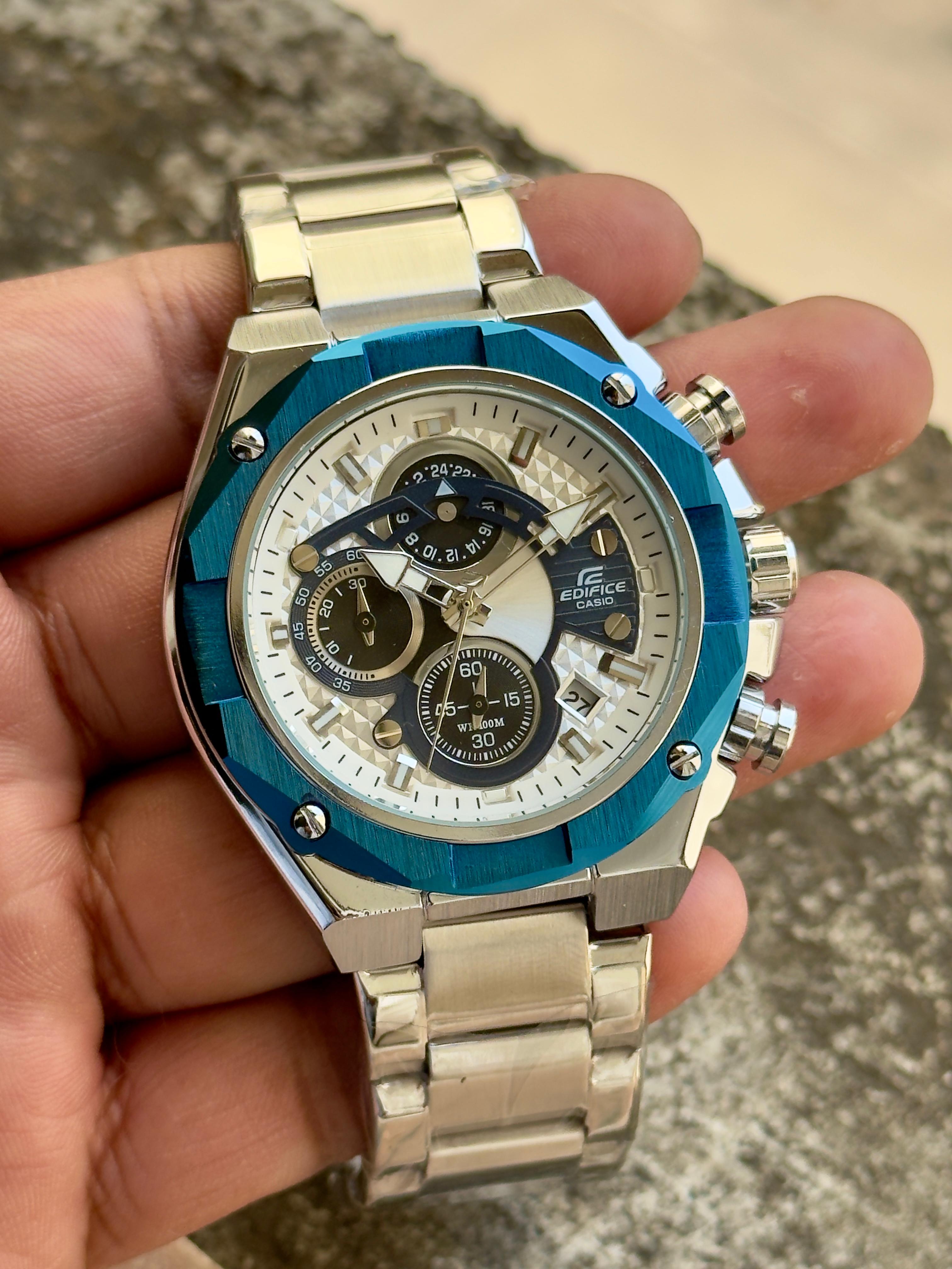 Edifice Iron Crest – Industrial Power, Refined Precision Silver